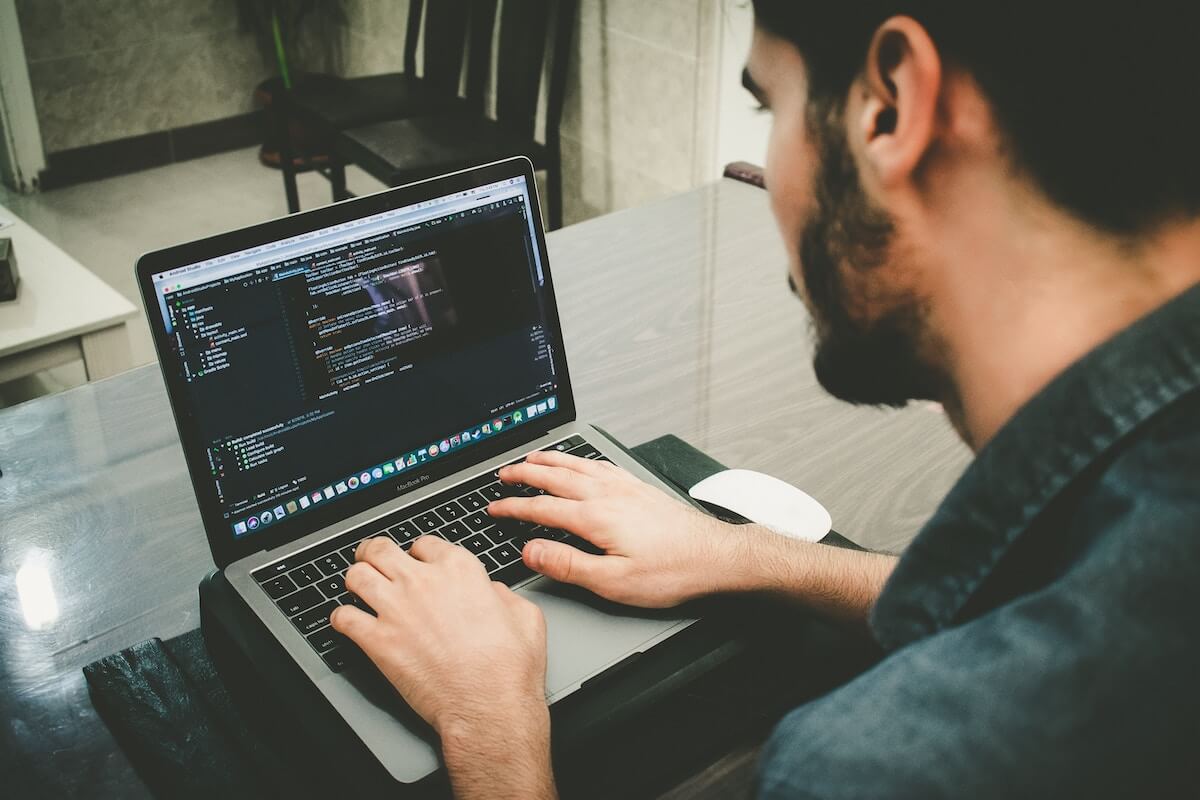 app development contract