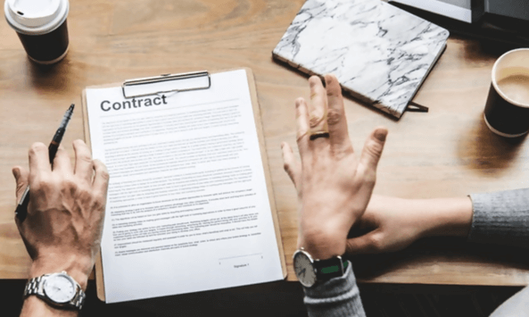 app development contracts
