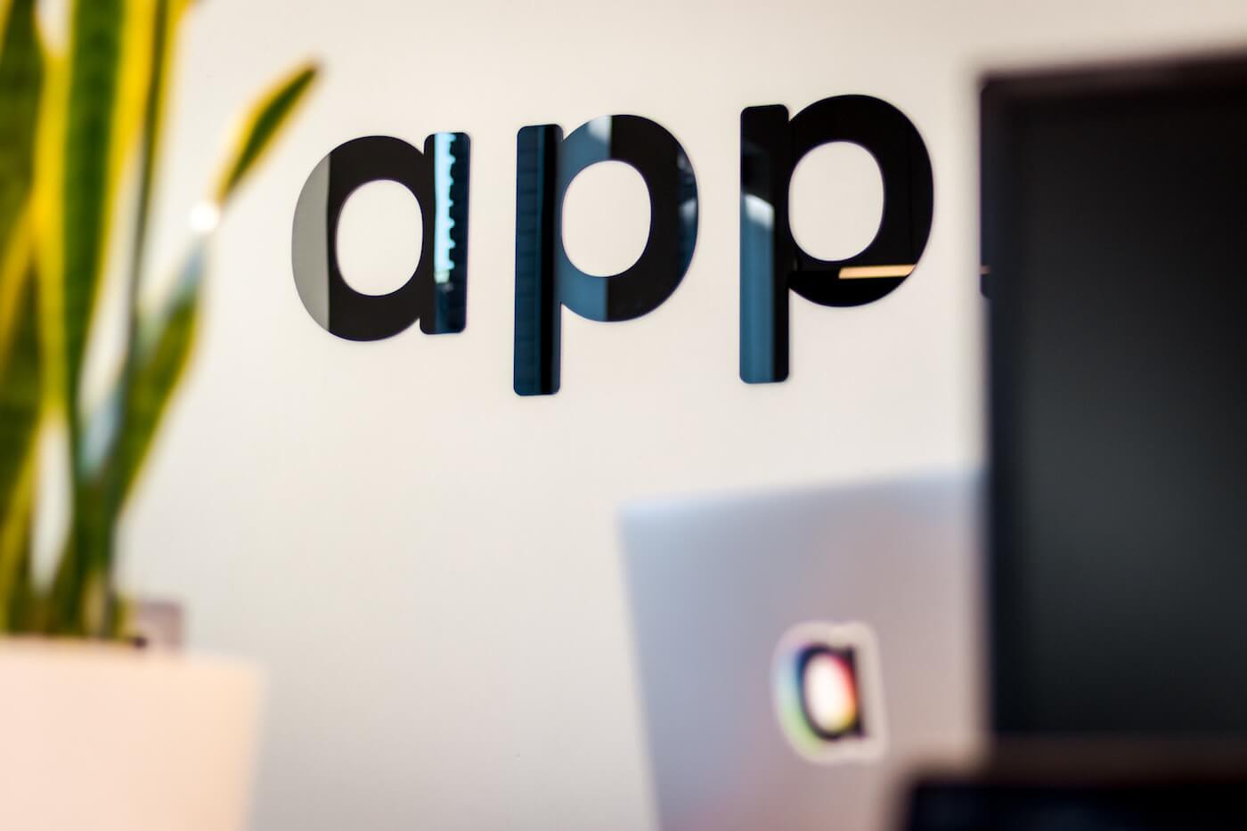 how to find an app developer